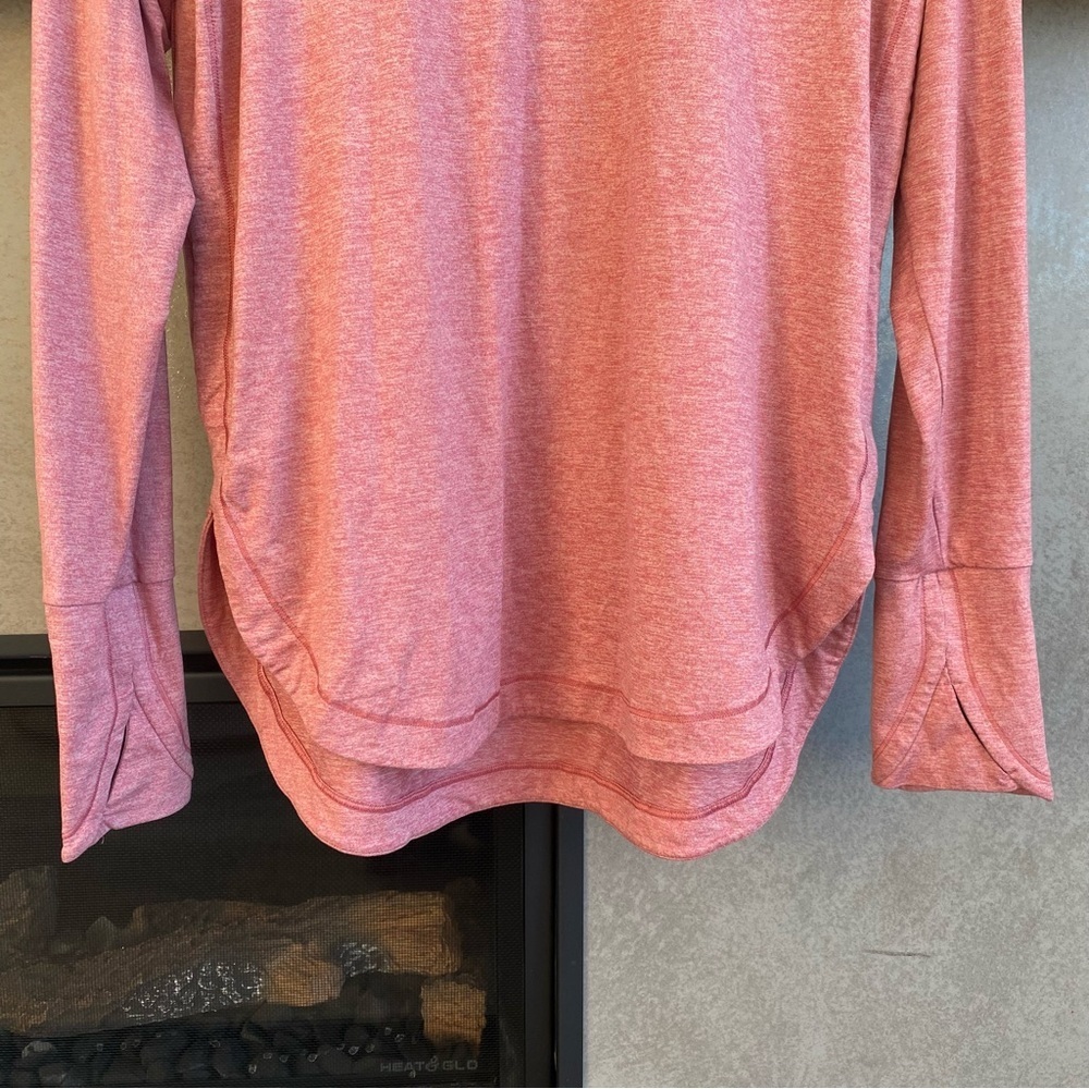 Athleta up-tempo long sleeve shirt, Size M - Picture 7 of 9